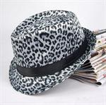 Leopard hat, lys grå med sort og grå plet